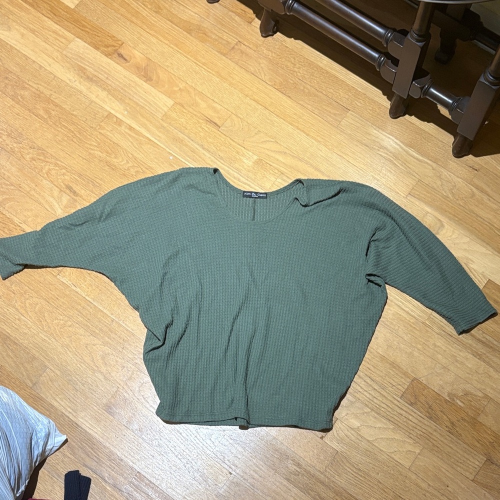 Kim & Cami Olive Green Ribbed Knit Pullover